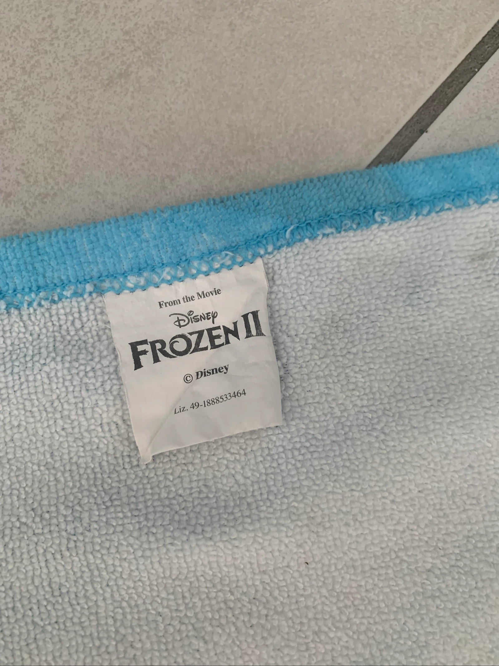 Frozen Beach Towel – Disney – 70 × 137 cm – photo 2